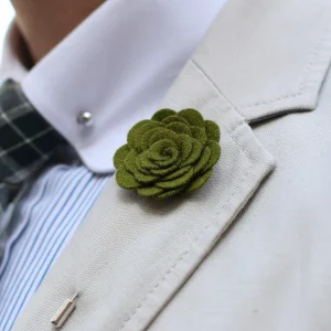 Warren Asher Boutonnière Rose Verte 11