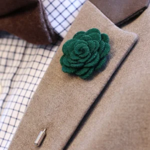 Warren Asher Boutonnière Rose Foncée 12