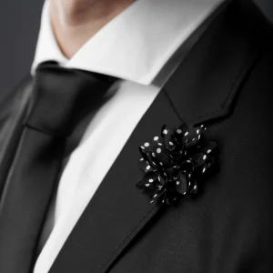 Warren Asher Boutonnière à Fleur Noire à Pois 12