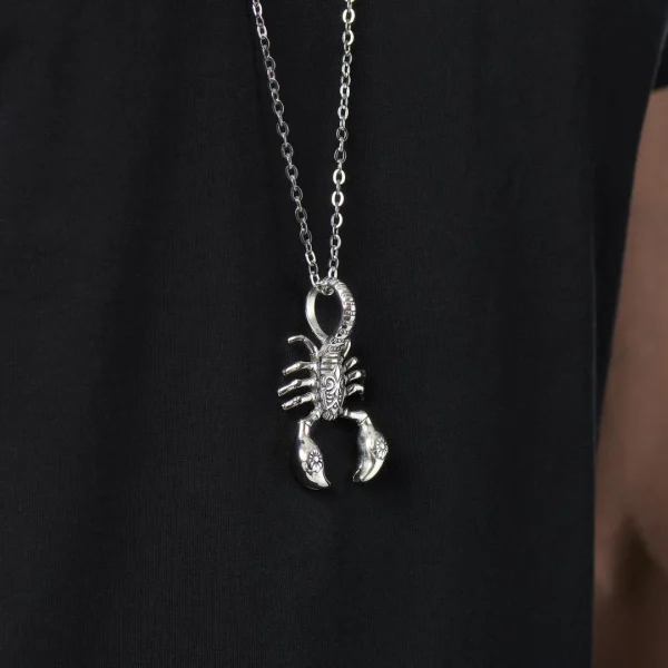 Fort Tempus Pendentif Scorpion 4