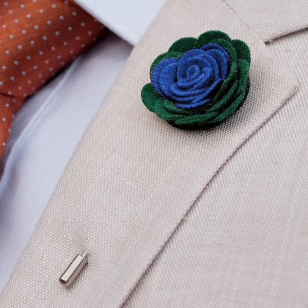 Warren Asher Boutonnière à Fleur Douce Verte Et Bleu Royal 4